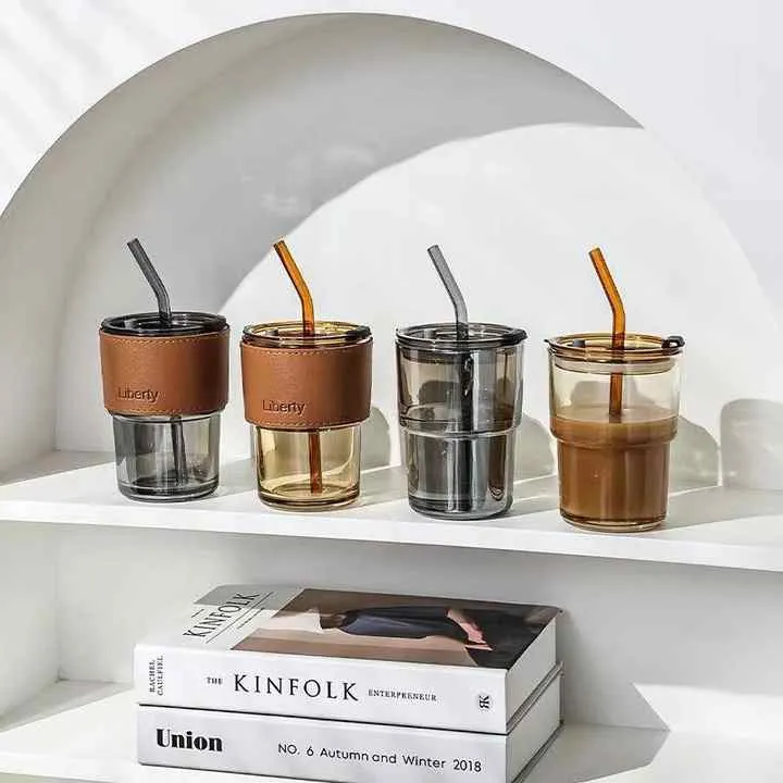 Tasse en verre avec couvercle et pailles anti-fuite